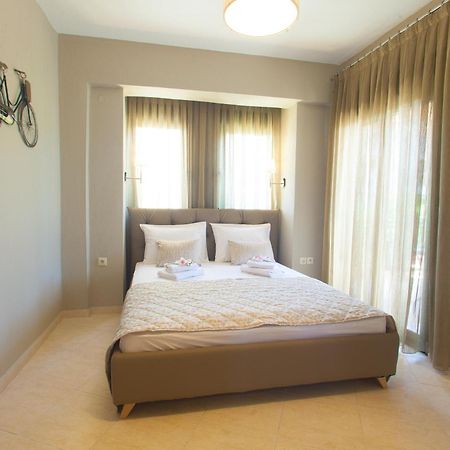 Mezonetes Toroni Apartment Luaran gambar