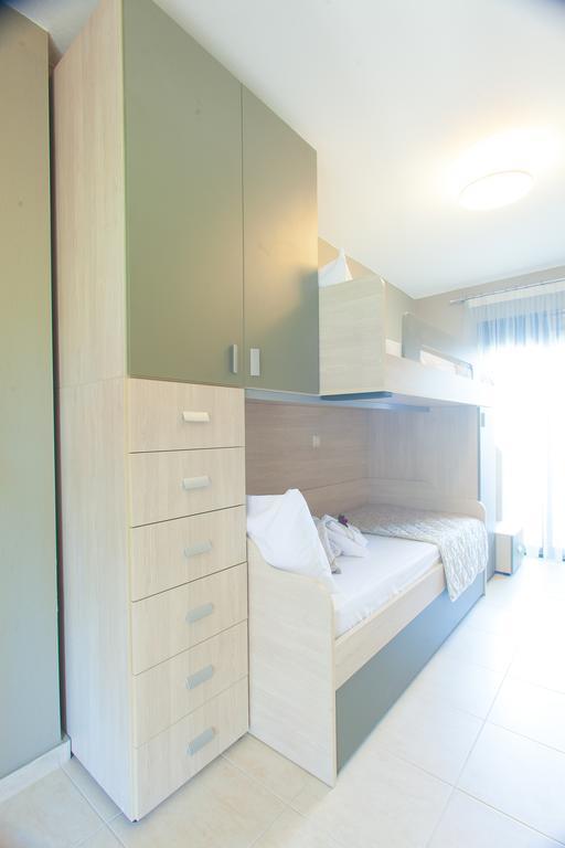 Mezonetes Toroni Apartment Luaran gambar