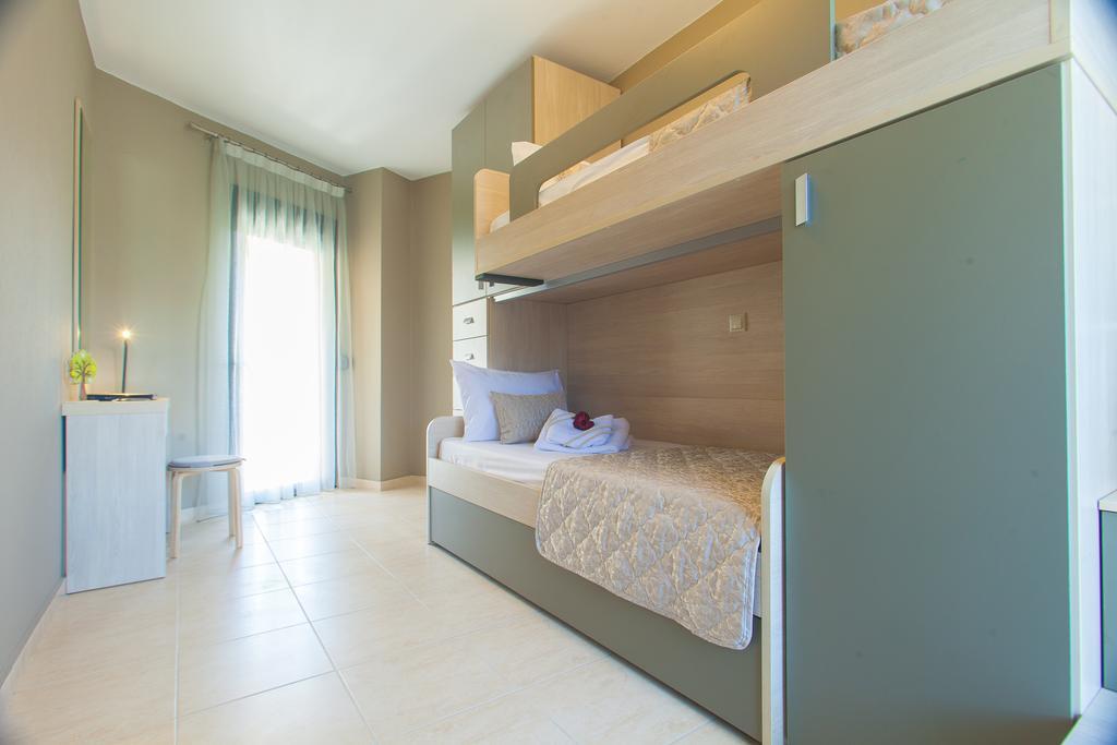Mezonetes Toroni Apartment Luaran gambar